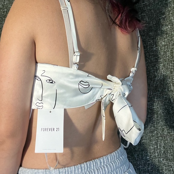 White back tie  crop top - Picture 3 of 3